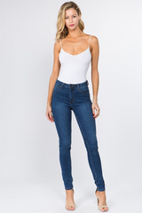KEEP IT MOVING SKINNY JEANS